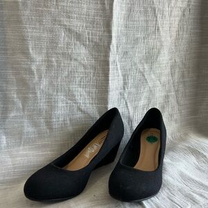 Elegant Black Women's Shoes